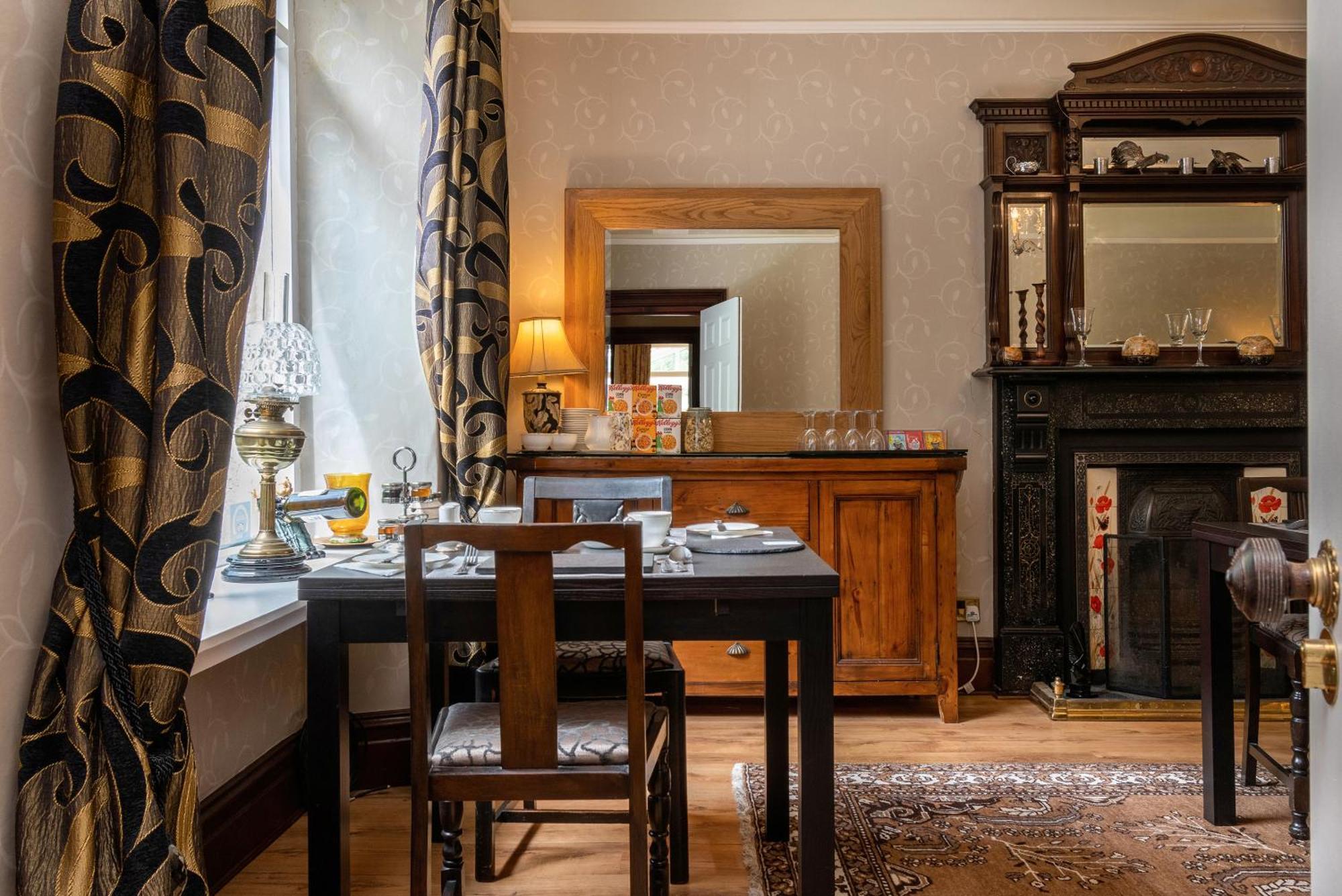 Afon Rhaiadr Country House Dolgellau Eksteriør billede